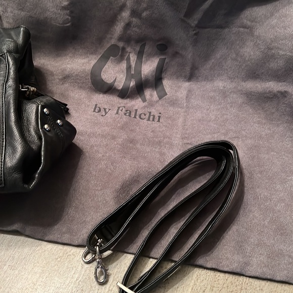 Black butter soft leather purse with grey snake handles and front pockets. - Picture 7 of 7